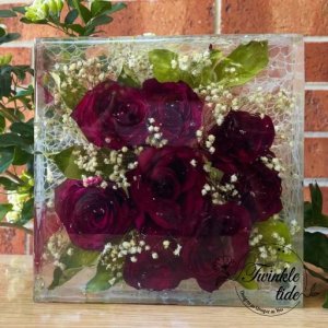 Large Square - 25 cm × 25 cm